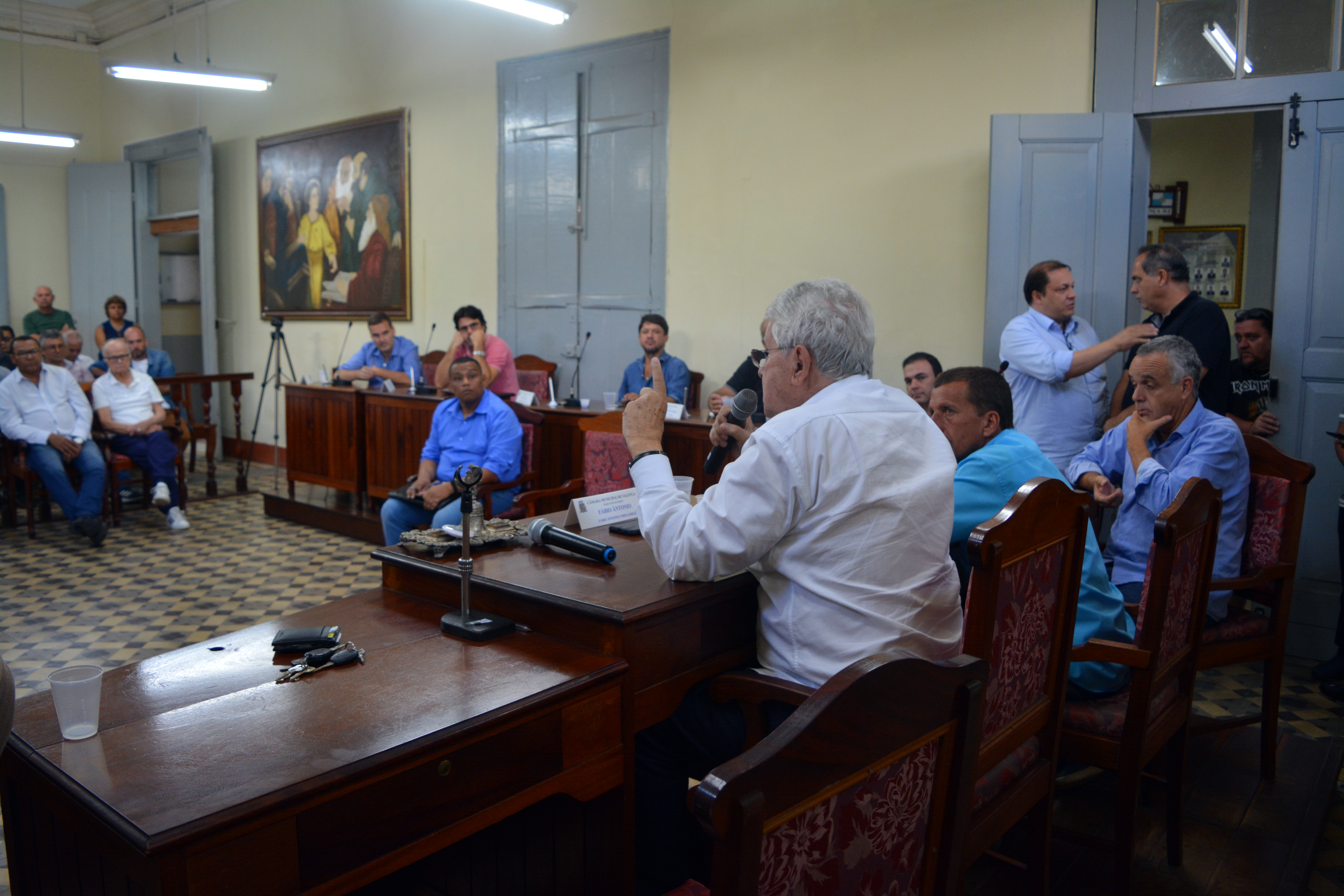 Deputado Luiz Antônio apresenta projeto Sócio-Esportivo na Câmara Municipal de Valença