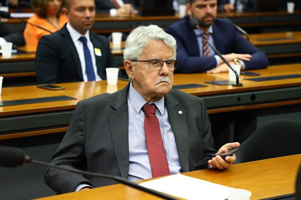 Deputado Luiz Antônio na Comissão de Viação e Transportes