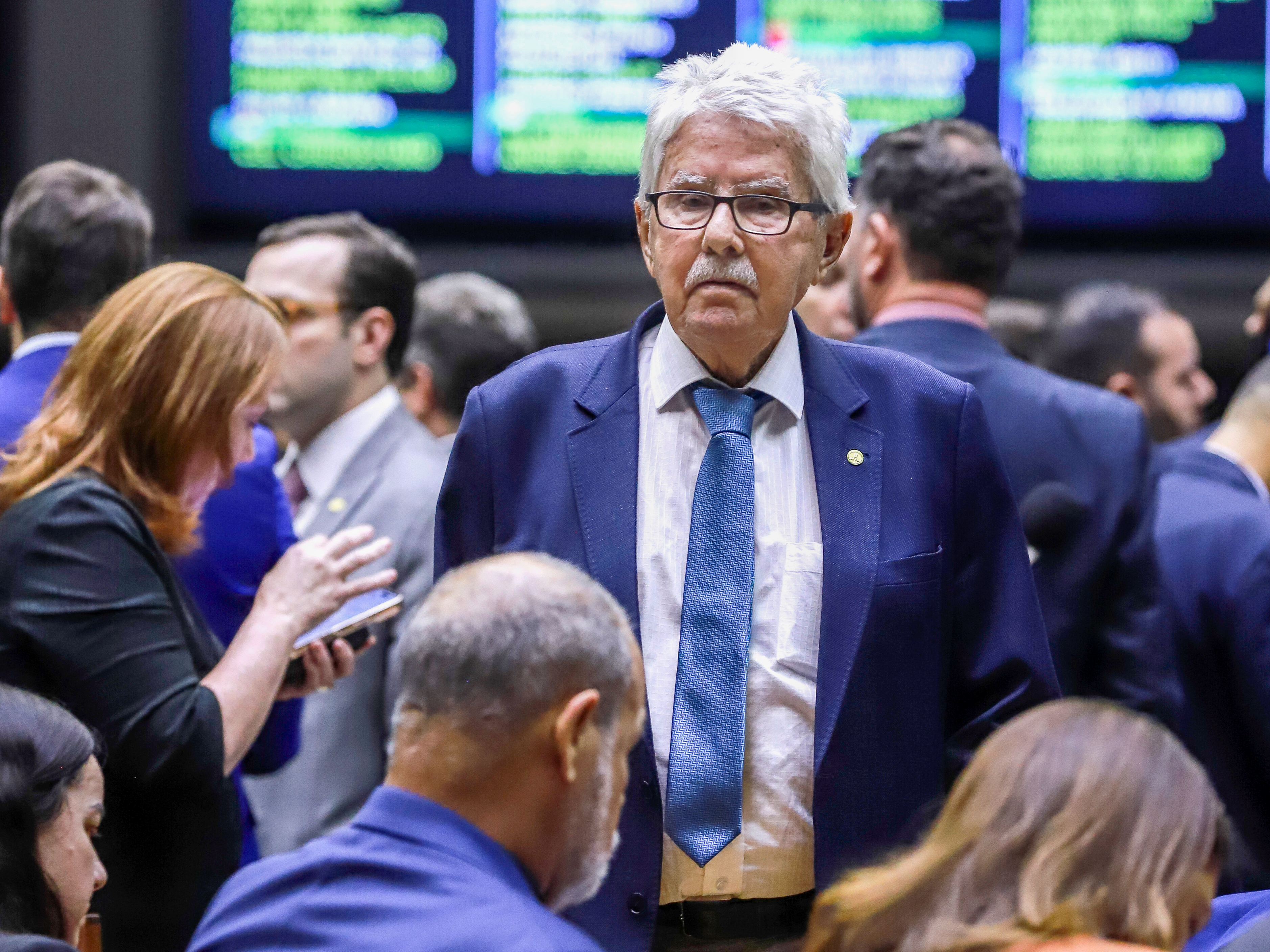 Deputado Luiz Antônio participa de sessão que aprovou o Projeto de Lei 754/2021