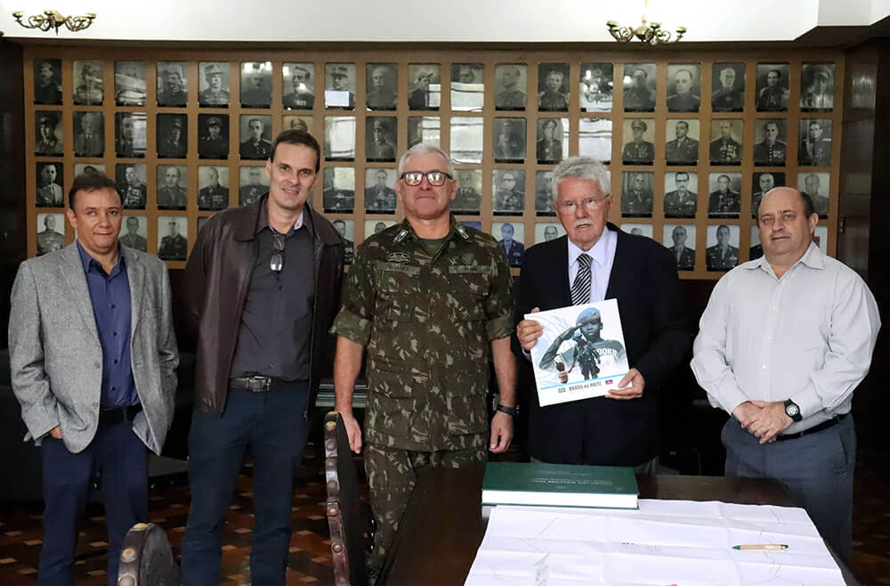 Deputado Luiz Antônio no Palácio Duque de Caxias