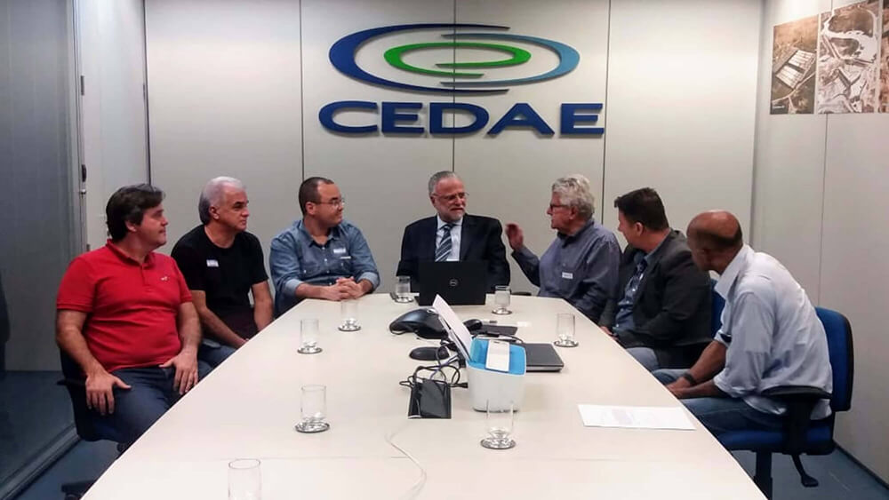 Deputado Federal Luiz Antônio Corrêa em reunião com presidente da Cedae