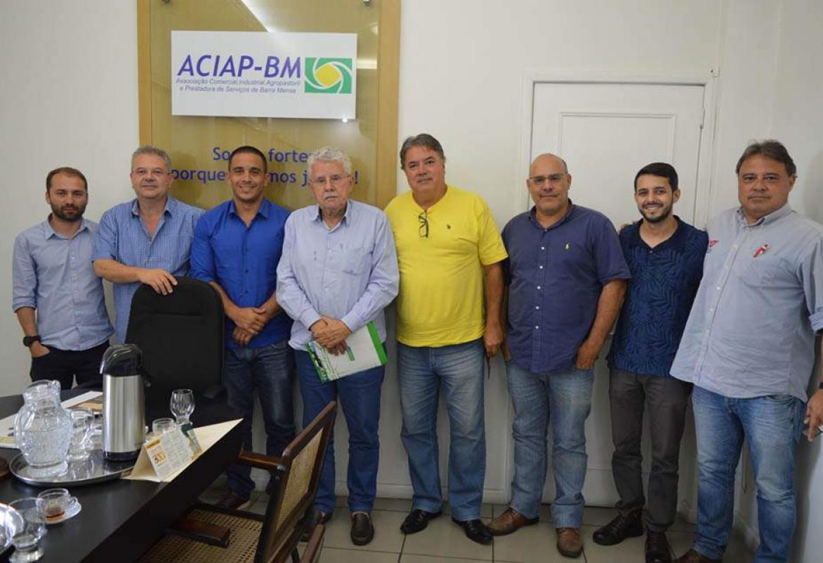 Deputado Luiz Antônio Corrêa participa de reunião em Barra Mansa