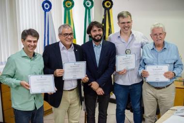 Deputado federal Luiz Antônio ajuda Volta Redonda