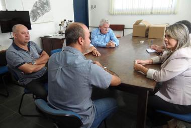 Luiz Antônio visita Embrapa Gado de Leite em Valença