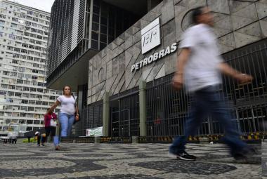 Petrobras irá investir R$ 54 bilhões 